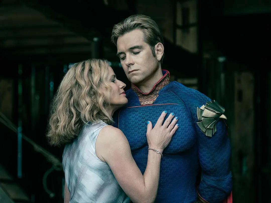 黑袍纠察队 限制级内容 漫改剧评价_黑袍纠察队第五季