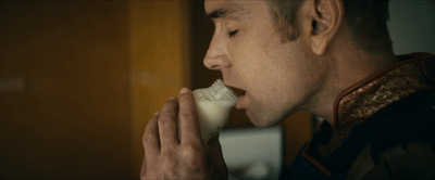 黑袍纠察队第二季剧情分析_暴风女角色深度解析_黑袍纠察队第五季